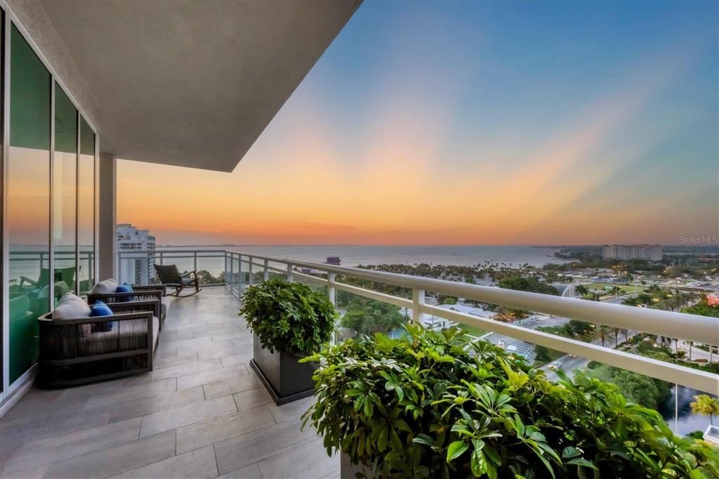 For Sale: $4,750,000 (3 beds, 4 baths, 3630 Square Feet)