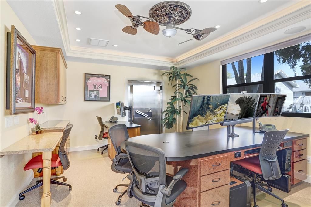 For Sale: $2,000,000 (1 beds, 1 baths, 4639 Square Feet)