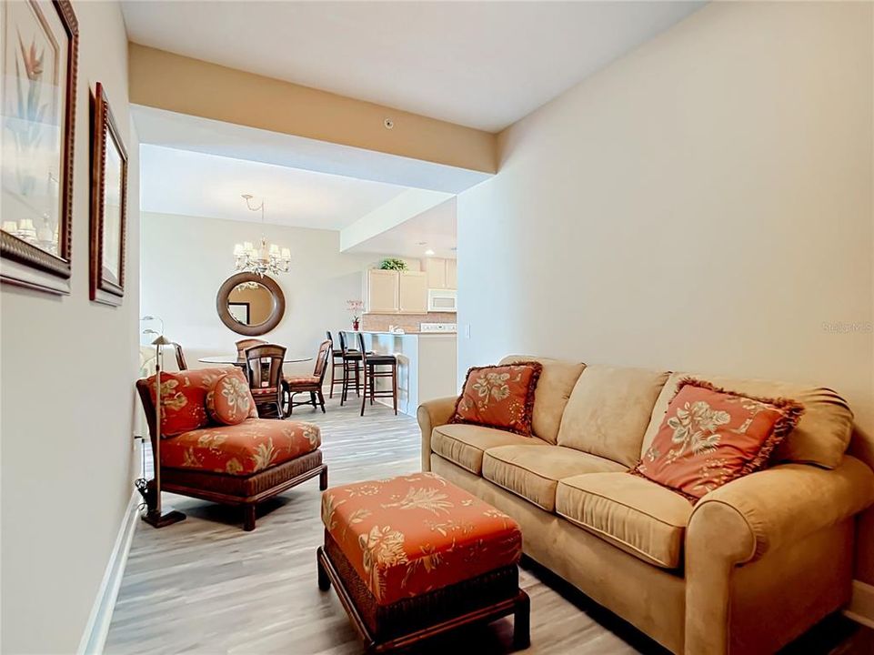 For Sale: $589,900 (2 beds, 2 baths, 1456 Square Feet)