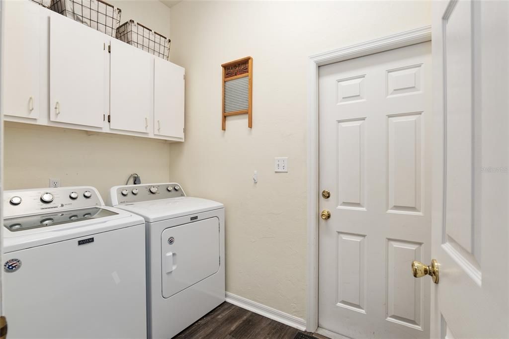 Active With Contract: $474,900 (4 beds, 2 baths, 2341 Square Feet)