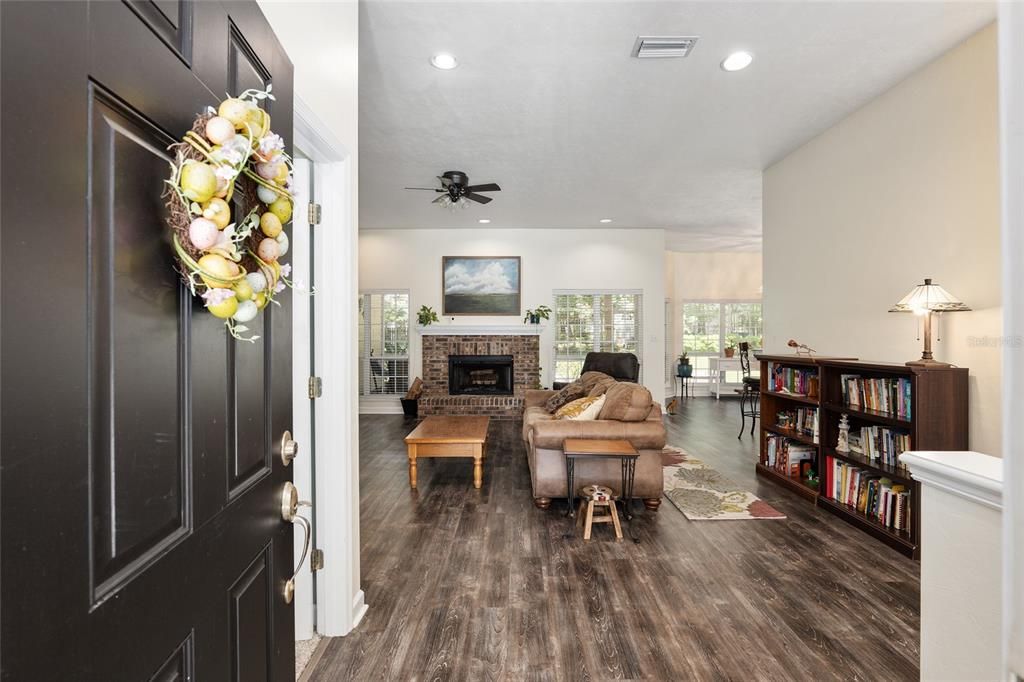 Active With Contract: $474,900 (4 beds, 2 baths, 2341 Square Feet)