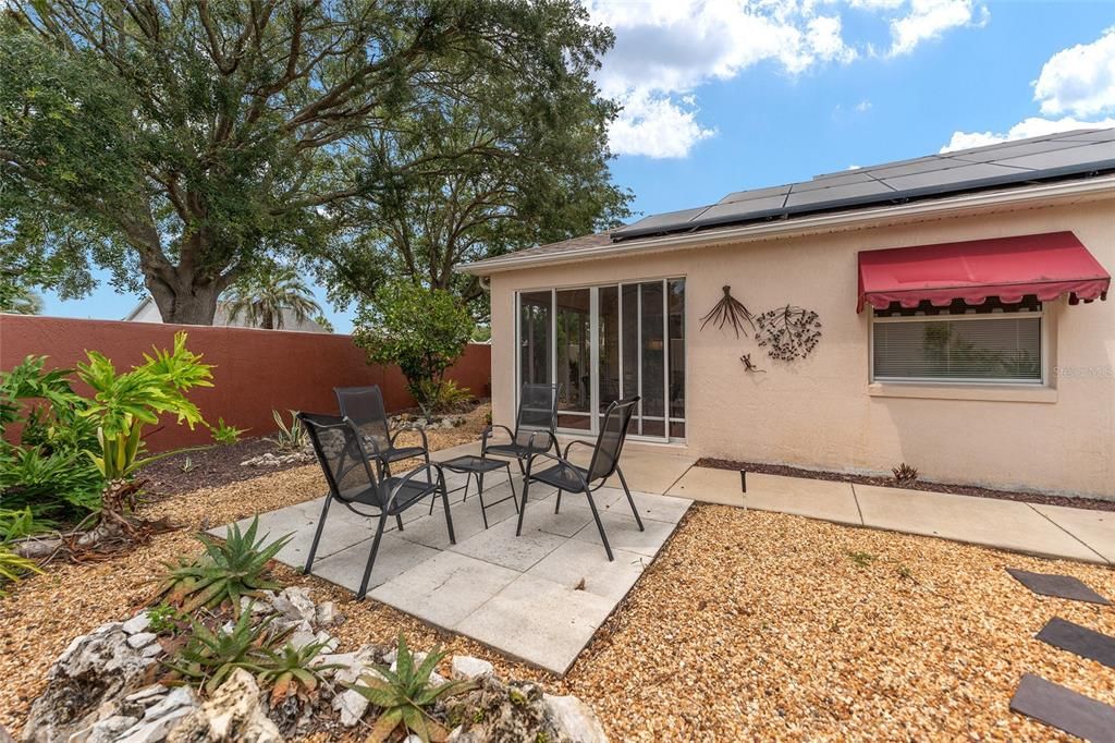 For Sale: $324,900 (2 beds, 2 baths, 1197 Square Feet)
