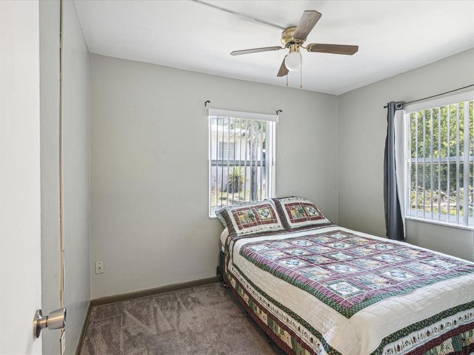 Active With Contract: $175,000 (2 beds, 1 baths, 874 Square Feet)