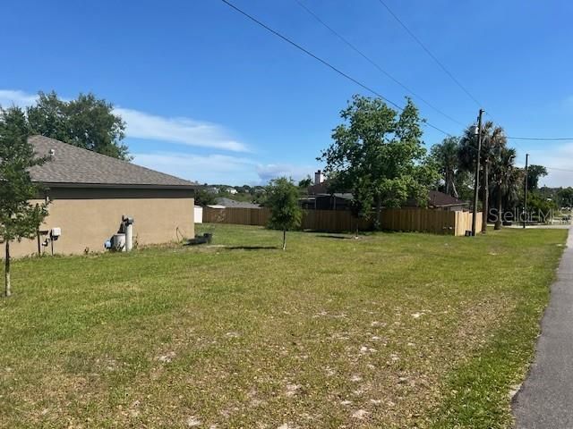 For Sale: $335,900 (3 beds, 2 baths, 1471 Square Feet)
