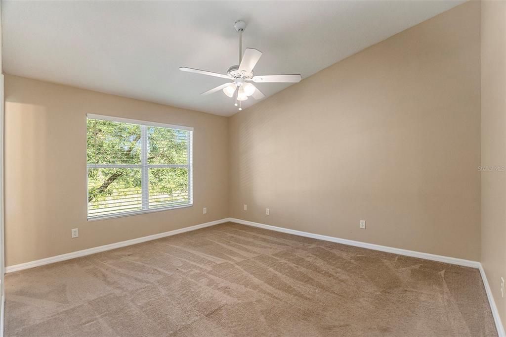 Active With Contract: $240,000 (3 beds, 3 baths, 1559 Square Feet)