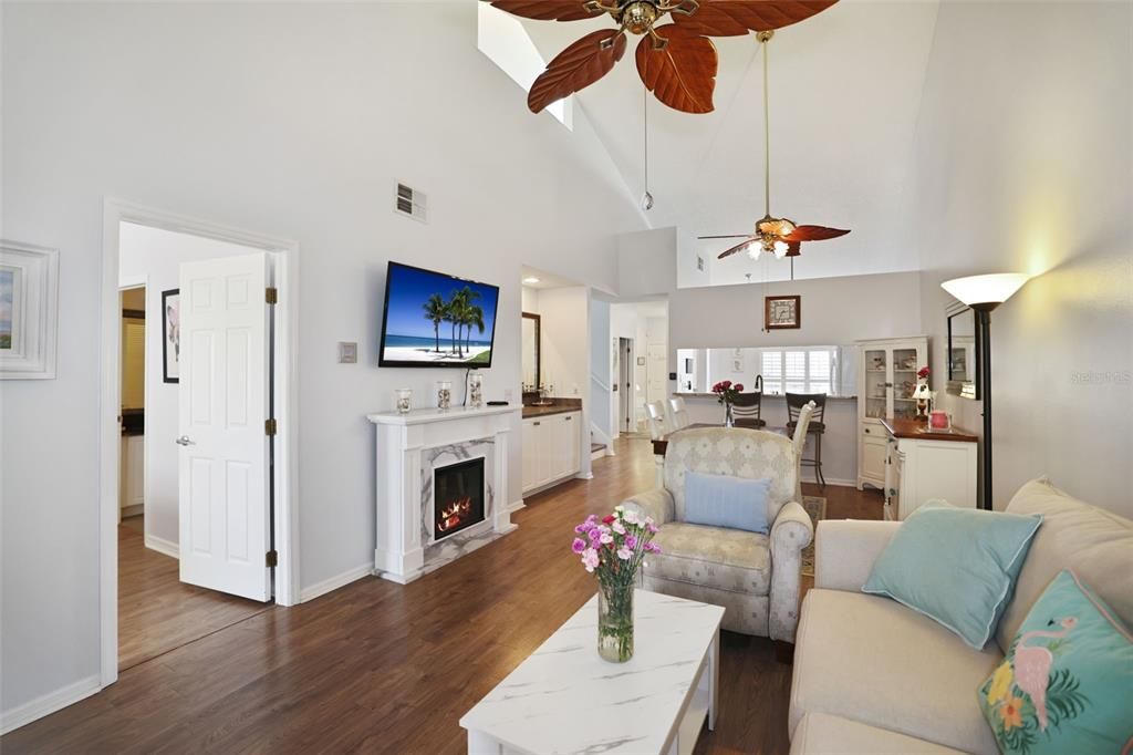 Active With Contract: $429,900 (3 beds, 2 baths, 1711 Square Feet)