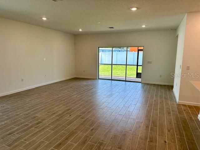 Active With Contract: $2,600 (4 beds, 3 baths, 2028 Square Feet)