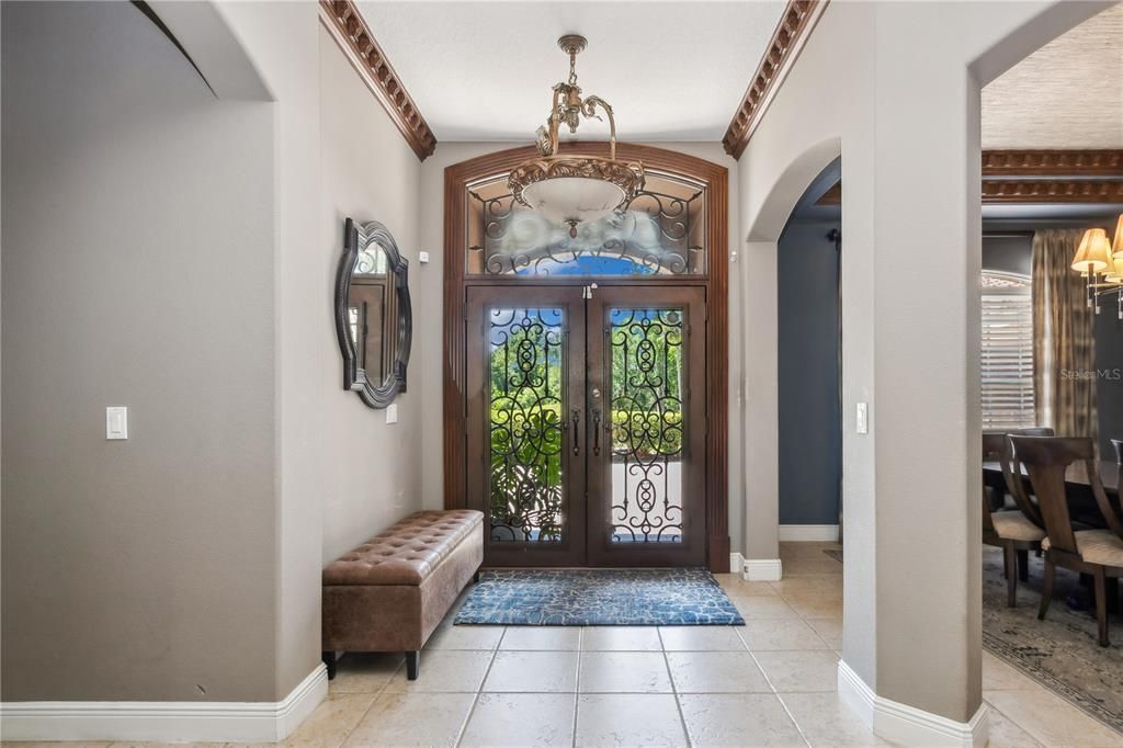 Front Entry / foyer