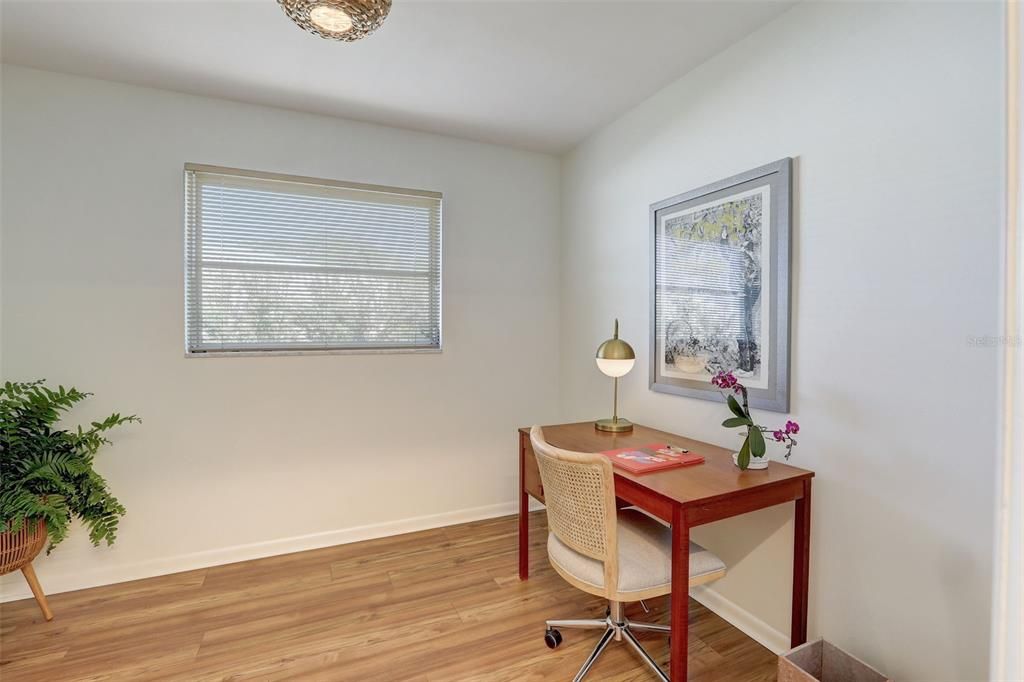Active With Contract: $529,000 (2 beds, 2 baths, 1525 Square Feet)
