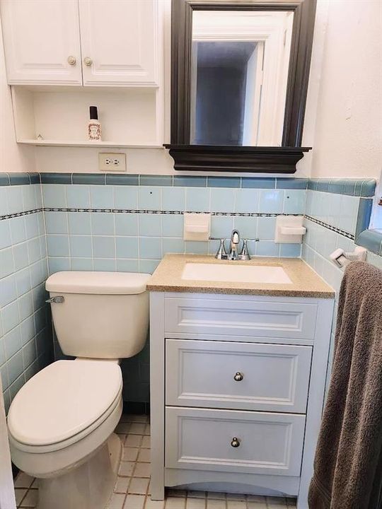 For Rent: $3,200 (2 beds, 1 baths, 1054 Square Feet)