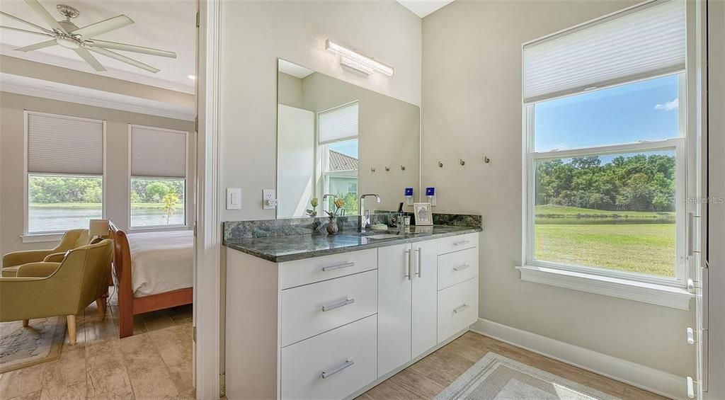 Недавно арендовано: $5,500 (5 спален, 4 ванн, 4007 Квадратных фут)