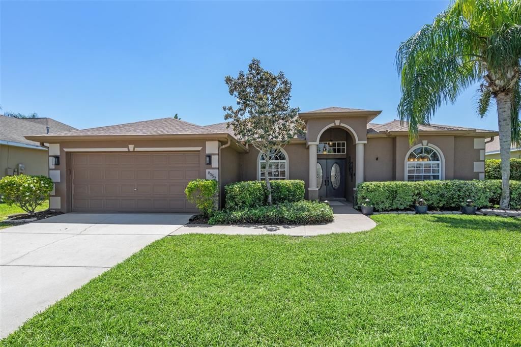 Active With Contract: $629,900 (4 beds, 3 baths, 2344 Square Feet)