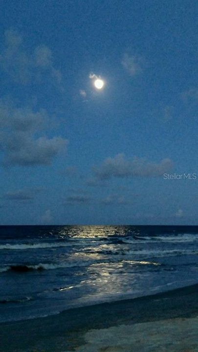 Full moon by the ocean