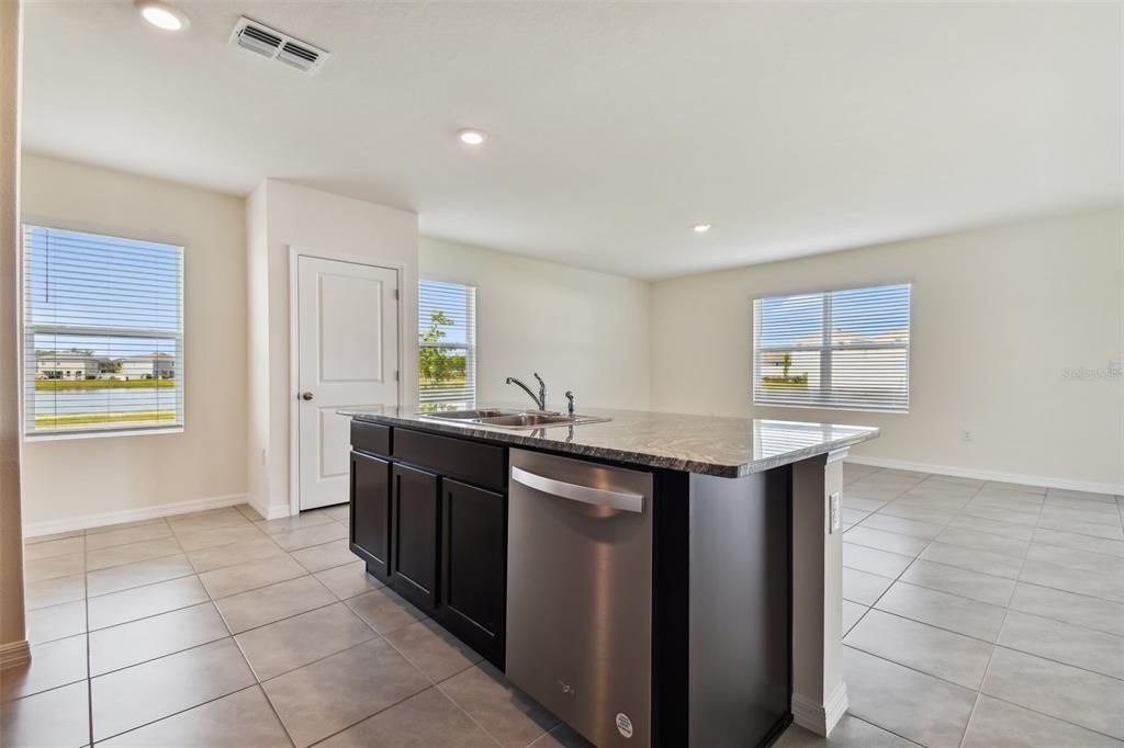 Active With Contract: $2,650 (4 beds, 2 baths, 2260 Square Feet)