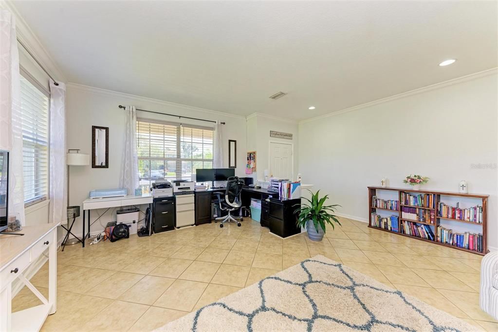 Active With Contract: $425,000 (3 beds, 2 baths, 2061 Square Feet)