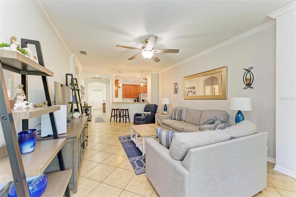 Active With Contract: $425,000 (3 beds, 2 baths, 2061 Square Feet)