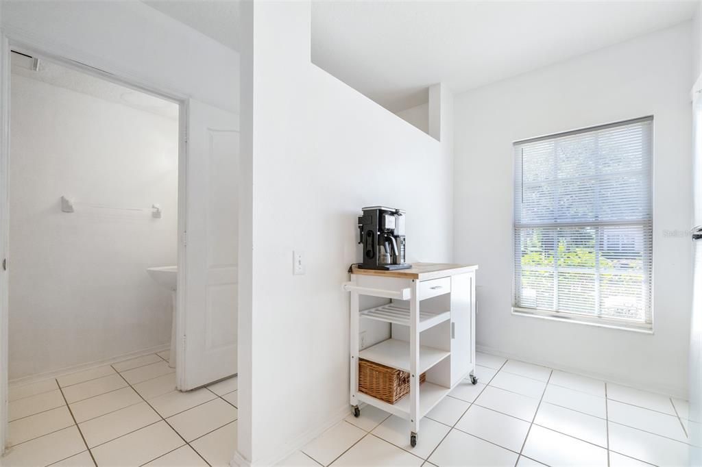 For Sale: $229,999 (2 beds, 2 baths, 1184 Square Feet)