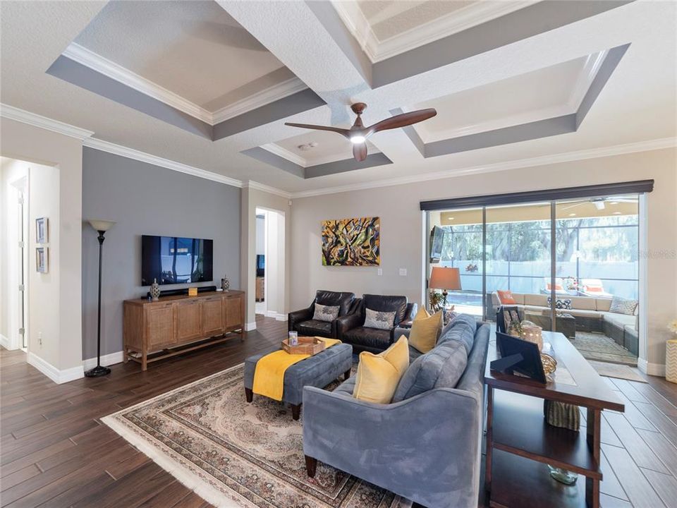 Active With Contract: $625,000 (4 beds, 3 baths, 2489 Square Feet)