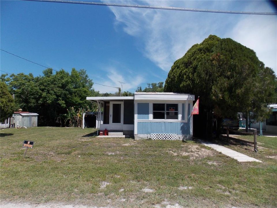 For Sale: $29,900 (2 beds, 1 baths, 576 Square Feet)