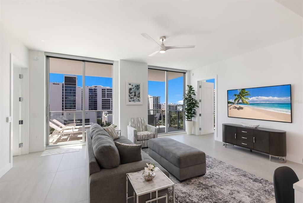 For Sale: $1,600,000 (2 beds, 2 baths, 1578 Square Feet)
