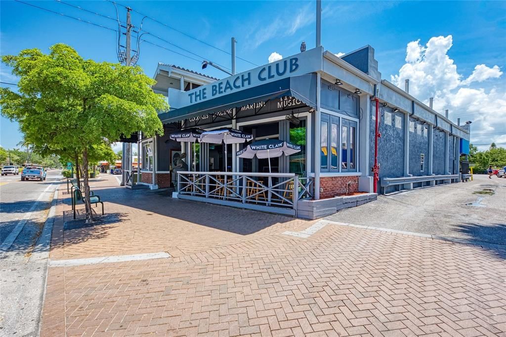 В аренду: $8,500 (3 спален, 2 ванн, 1290 Квадратных фут)