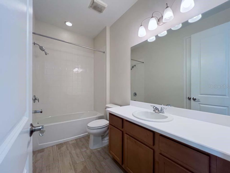 Недавно арендовано: $2,550 (3 спален, 2 ванн, 1769 Квадратных фут)