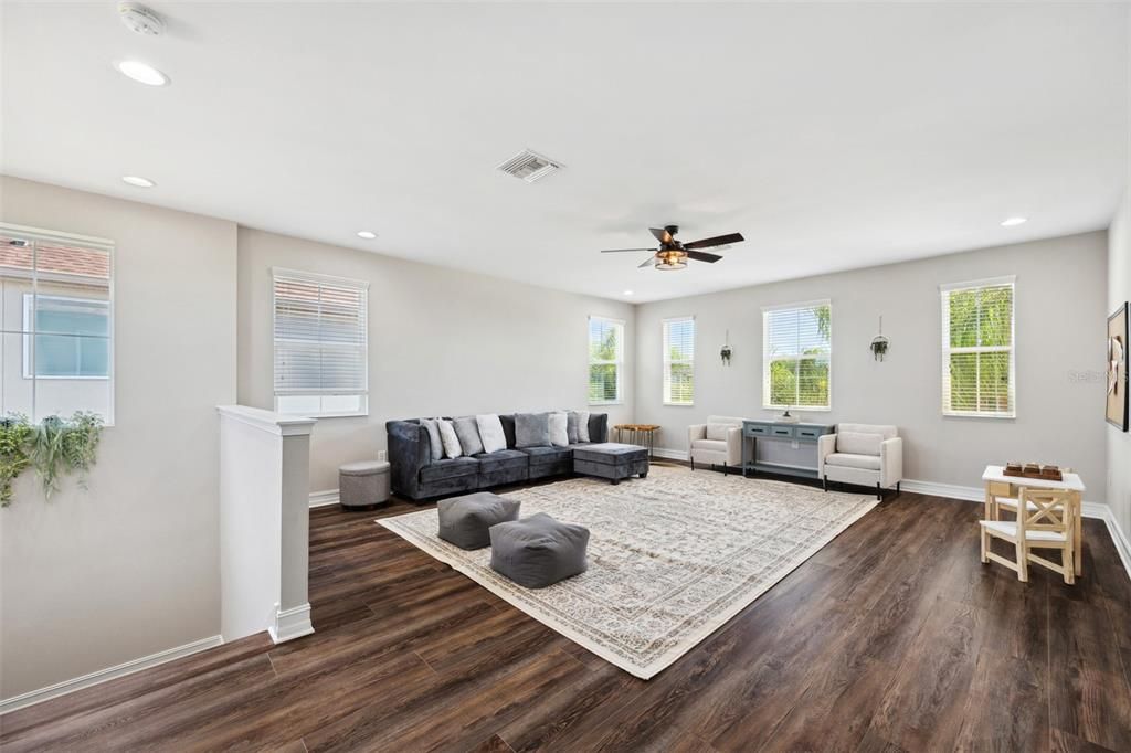 Active With Contract: $750,000 (4 beds, 4 baths, 3265 Square Feet)