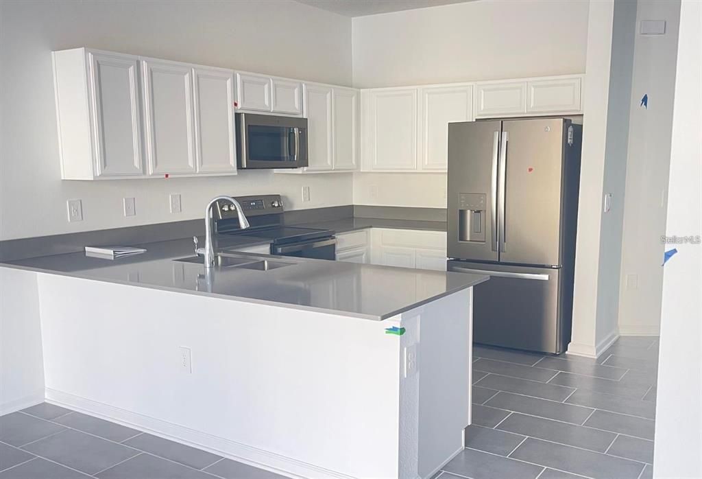 For Sale: $390,000 (3 beds, 2 baths, 1797 Square Feet)