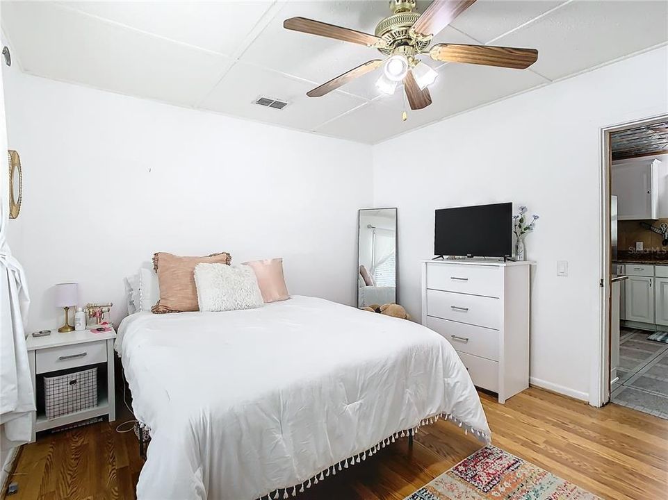 For Sale: $489,000 (3 beds, 2 baths, 1552 Square Feet)