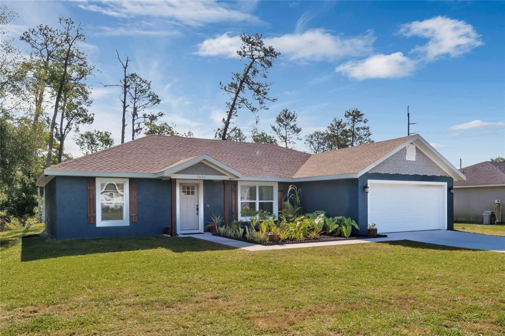Recently Sold: $325,000 (3 beds, 2 baths, 1426 Square Feet)