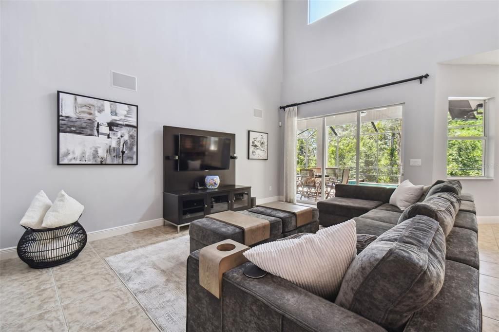 Active With Contract: $899,000 (5 beds, 3 baths, 3775 Square Feet)