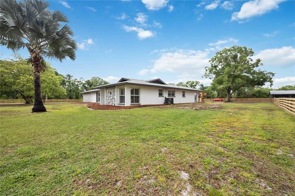 For Sale: $1,325,000 (4 beds, 2 baths, 2213 Square Feet)