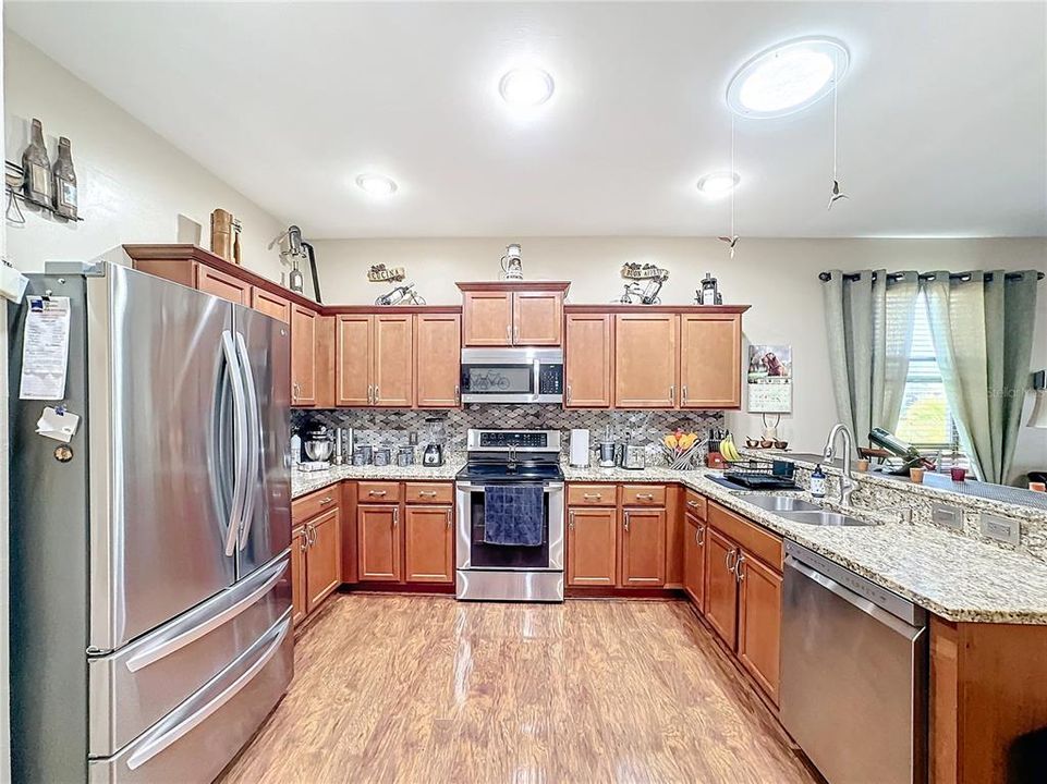 For Sale: $444,900 (4 beds, 2 baths, 1853 Square Feet)