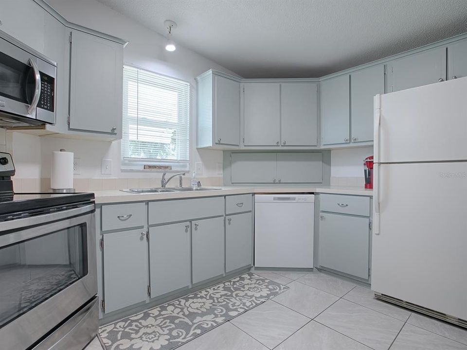 For Sale: $259,000 (2 beds, 2 baths, 1248 Square Feet)