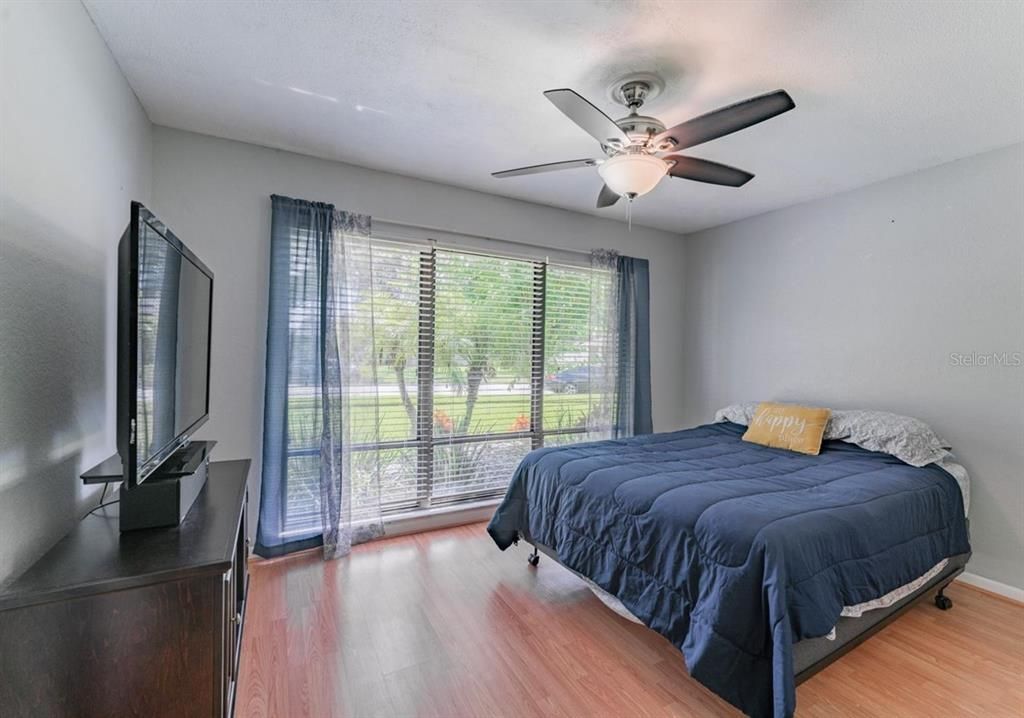 For Sale: $416,000 (3 beds, 2 baths, 1858 Square Feet)
