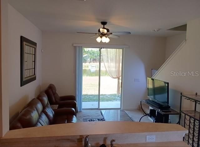 For Sale: $245,000 (2 beds, 2 baths, 1240 Square Feet)