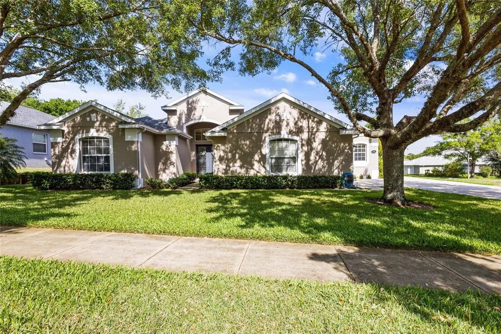 Active With Contract: $589,990 (4 beds, 3 baths, 2768 Square Feet)