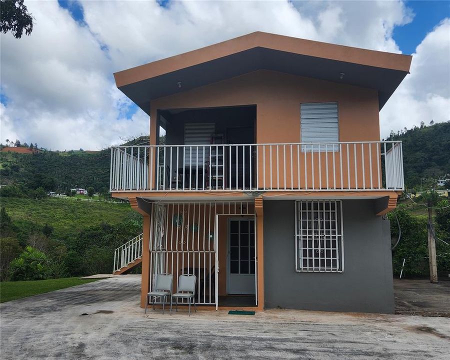 Vendido Recientemente: $140,000 (4 camas, 2 baños, 840 Pies cuadrados)