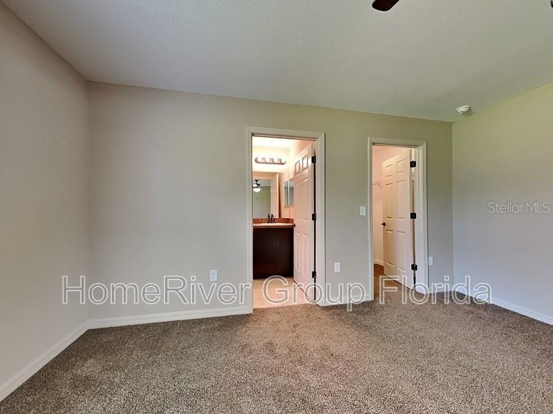 Recently Rented: $1,599 (3 beds, 2 baths, 1338 Square Feet)