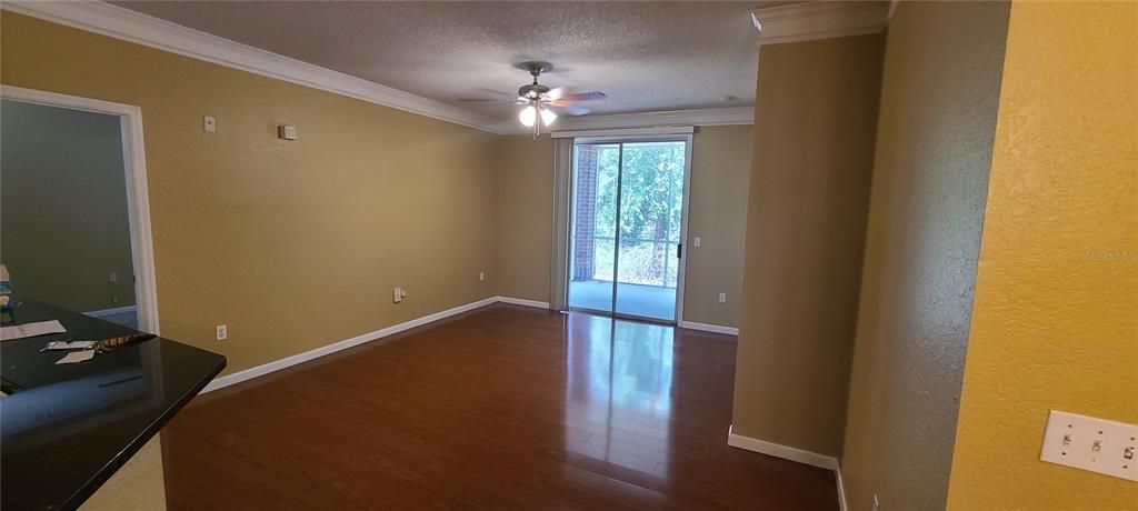 For Rent: $1,800 (2 beds, 2 baths, 1044 Square Feet)