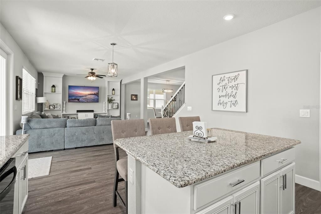 Active With Contract: $725,000 (4 beds, 2 baths, 2834 Square Feet)