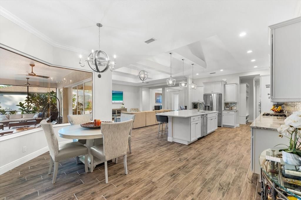 Active With Contract: $859,900 (3 beds, 3 baths, 2892 Square Feet)