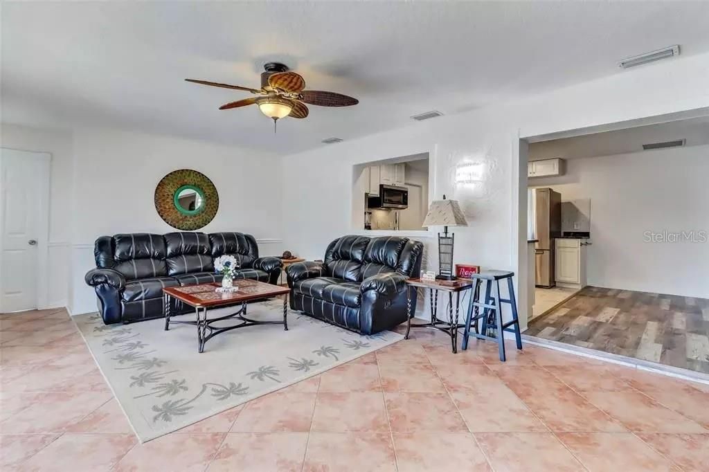 Active With Contract: $550,000 (4 beds, 2 baths, 2178 Square Feet)