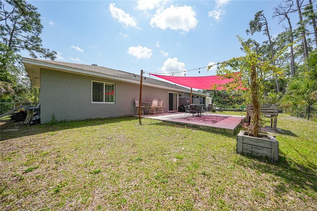 For Sale: $349,000 (3 beds, 2 baths, 1170 Square Feet)