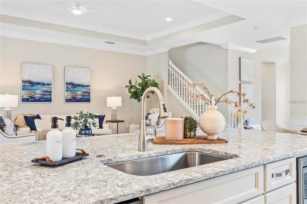 Recently Sold: $1,085,000 (4 beds, 4 baths, 2987 Square Feet)