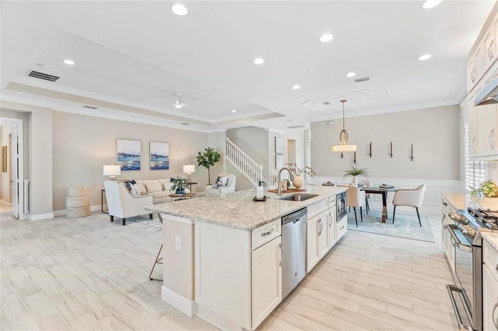 Recently Sold: $1,085,000 (4 beds, 4 baths, 2987 Square Feet)