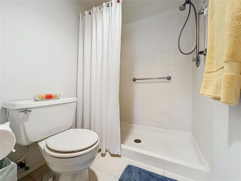 For Sale: $238,000 (2 beds, 2 baths, 1280 Square Feet)