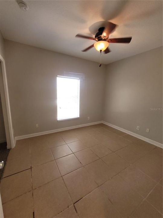 Recently Rented: $2,050 (3 beds, 2 baths, 1302 Square Feet)