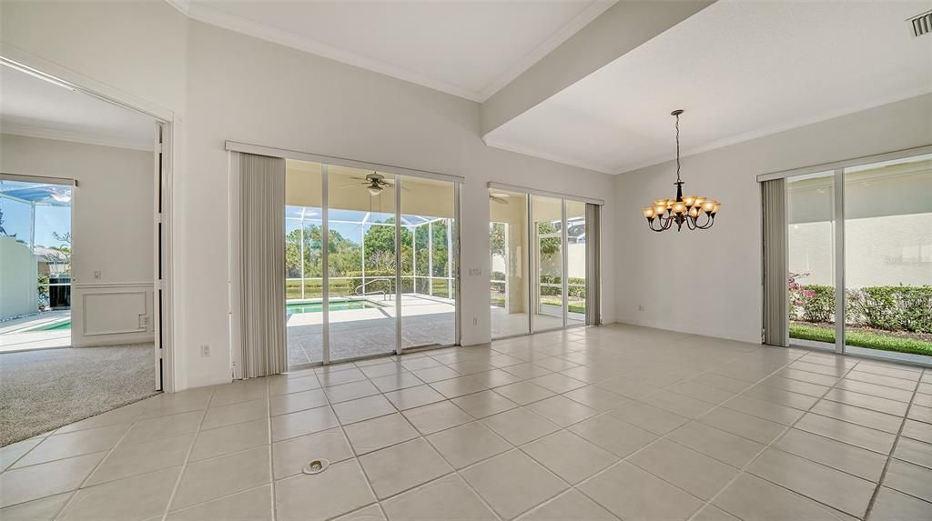 Active With Contract: $725,000 (3 beds, 3 baths, 2008 Square Feet)