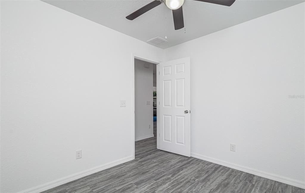 For Sale: $239,900 (3 beds, 2 baths, 1013 Square Feet)